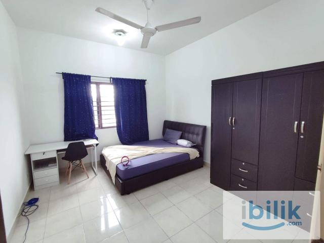 Female master room available at pelangi utama Condominium