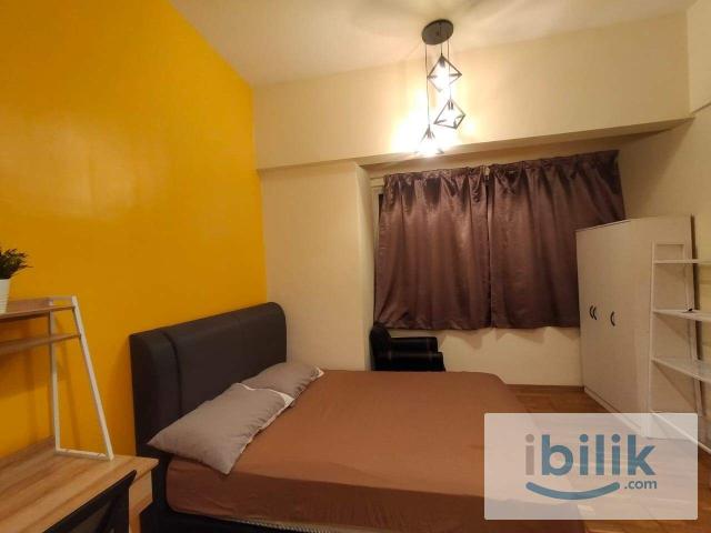 Female Master Room Elevia Residences BIG Medium Room at, Puchong Utama/Puchong Perdana/Tasik Prima