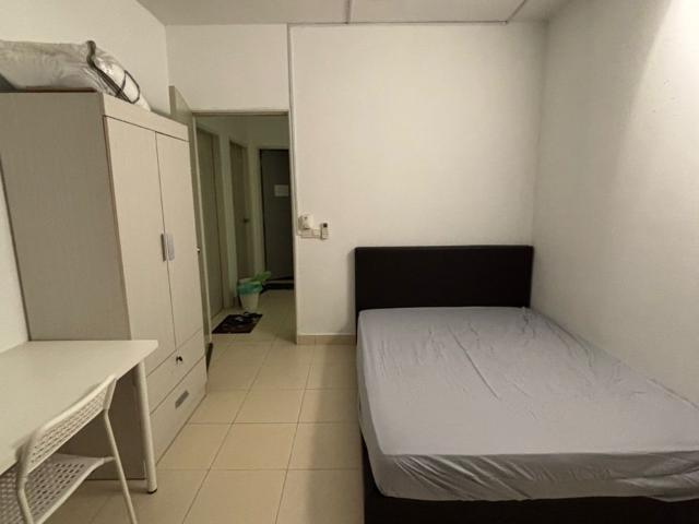 Female Master Room | Setia Alam Seri Kasturi | Move In Anytime