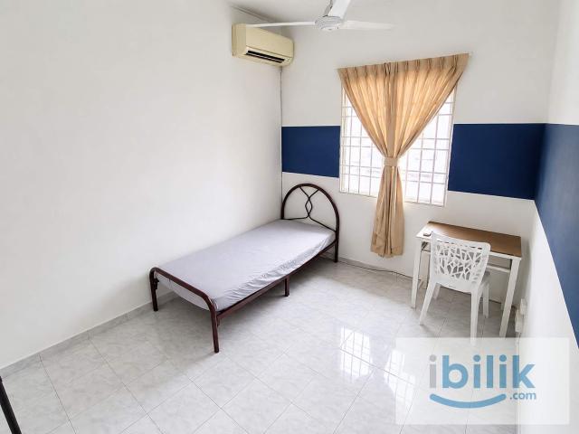 Female Medium Room @ Setia Alam | 5 Mins to Setia City Mall ️
