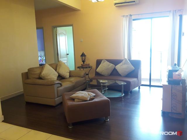 FEMALE MIDDLE ROOM AT KEN DAMANSARA CONDO
