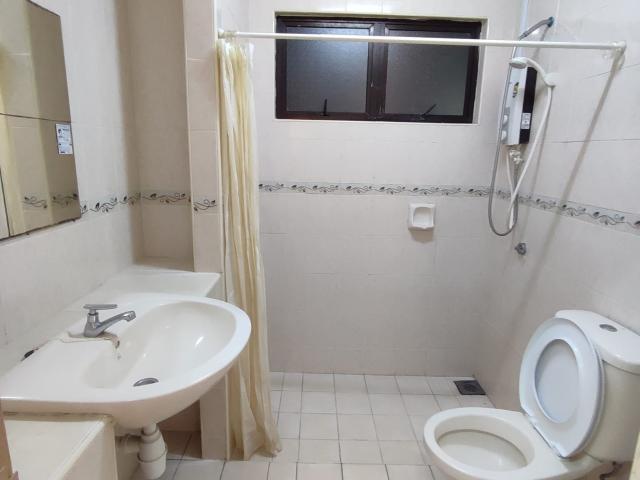 FEMALE MIDDLE ROOM AT PELANGI UTAMA CONDO