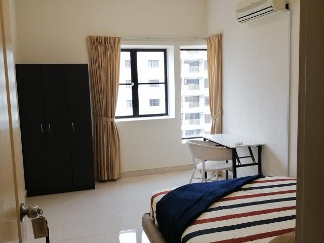 Female Middle room available at pelangi utama