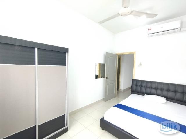 female Middle room available at pelangi utama