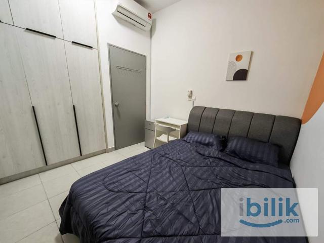 Female Middle Room Fully Furnished 5mins walking to MRT Cheras