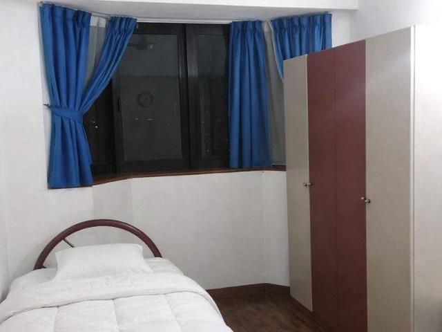 Female middle room newly renovated beside Pwtc LRT