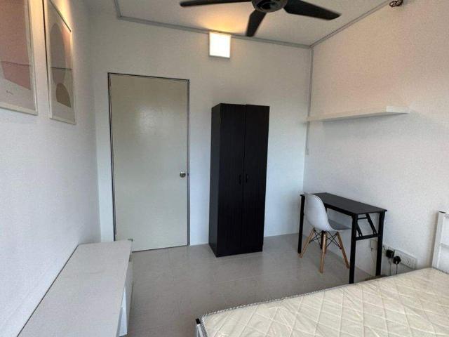 Female Muslim Single Bed Single Room Walk to LRT Sri Rampai