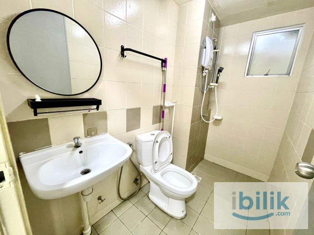 Female muslim unit @ seri baiduri setia alam for rent