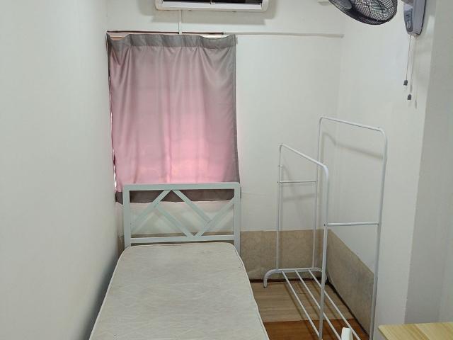 ‍️ Female Single Room Comfortable Room for Rent with Aircond Provided at Jalan Kenari, Bandar Puchong Jaya! at Banda