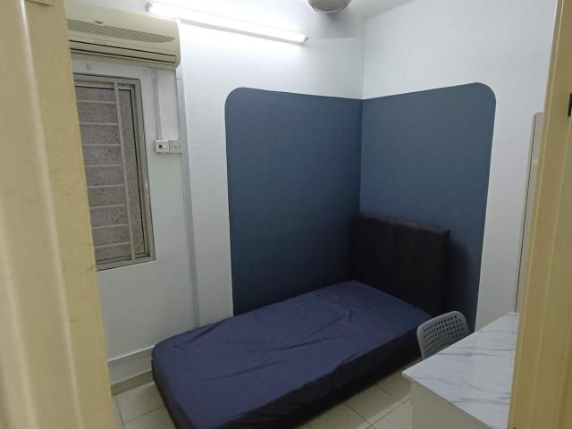 [Female Single Room] Cengal Cond, LRT salak selatan, Permaisuri, HUKM, Tun Razak [Fully + AC]