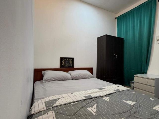 Female single room @ avenue crest shah alam