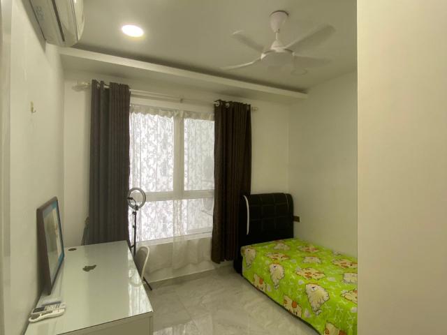 Female Single Room For Rent
