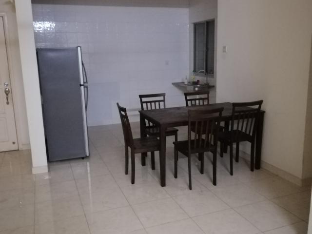 Female Single Room with Windows