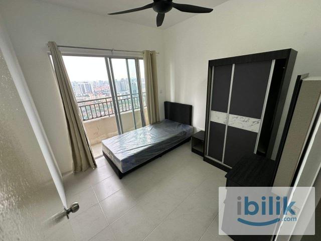 Female Single Room with balcony Available from 1/10/26