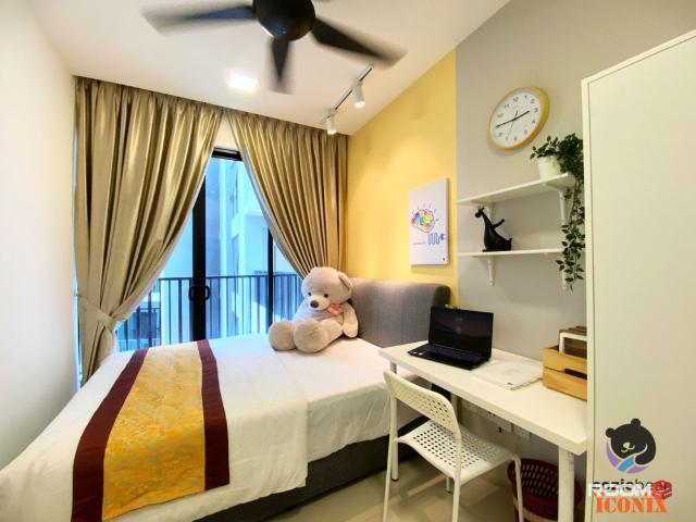 FEMALE ROOM WALKING DISTANCE LRT ARA DAMANSARA