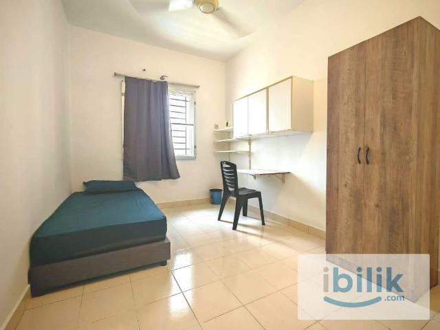 Female Room Bedroom at Kinrara Mas Condo, Puchong, Bukit Jalil, LRT, KL, Fully Furnished