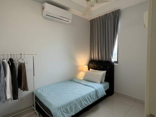 FEMALE ROOM FOR RENT @ SFERA RESIDENCE, SERI KEMBANGAN,SERDANG