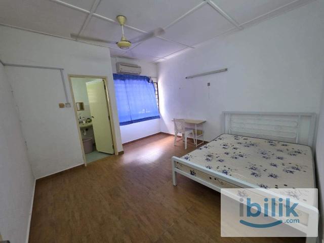 Female Room for Rent Sunway | Near Sunway Pyramid | FREE WiFi + Utilities Included