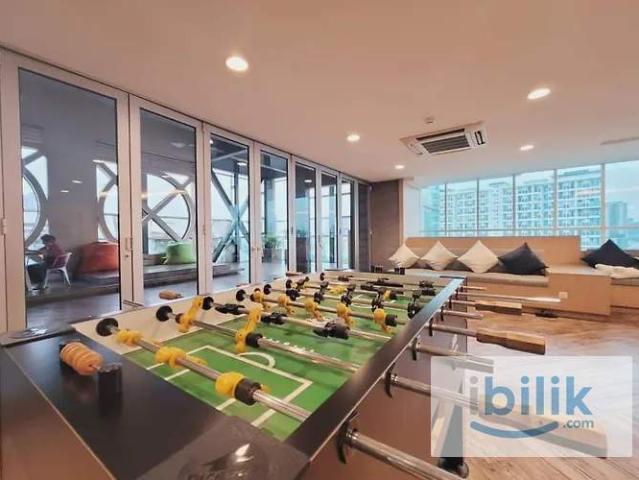 Female unit | 3 mins to bus stop | near to mid valley ️