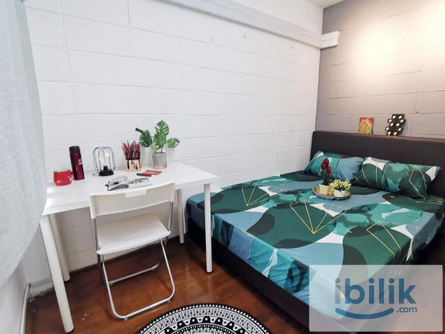 FEMALE UNIT Bandar Sunway Medium room for rent at Jalan PJS 7/15・2min walk Taylors Uni・10min walk BRT