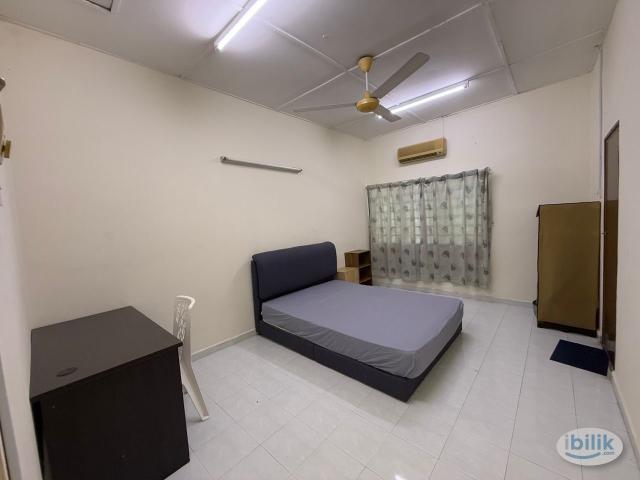 ‍ Female Unit for Rent – Bandar Puchong Jaya ️ ✨ Easy Access to IOI Mall ️ & LRT Station Location: Bandar Puch