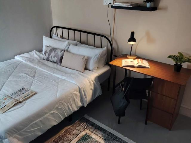 FEMALE UNIT FOR RENT @ DE TROPICANA, KUCHAI LAMA MASTER ROOM 1