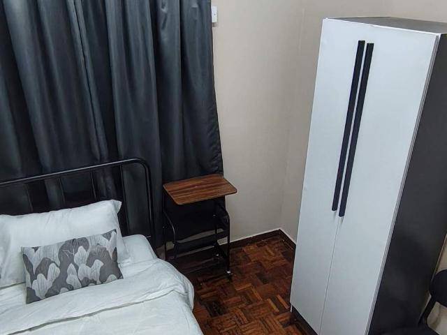 Female unit for rent @ de tropicana, kuchai lama single room 3