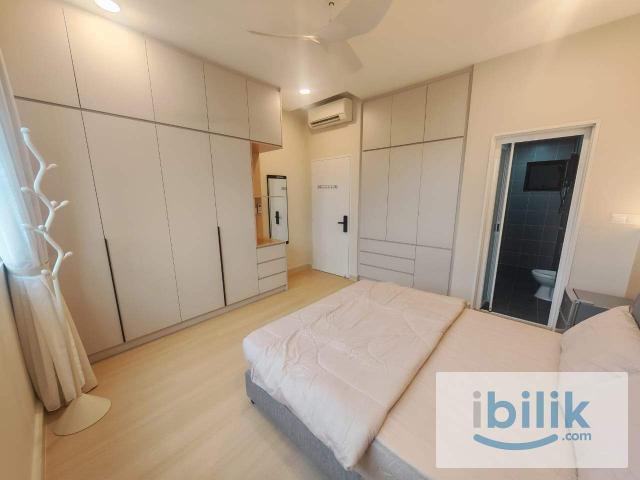 FEMALE UNIT Fully furnished Master Room 5mins walking to MRT Cheras Kajang 1