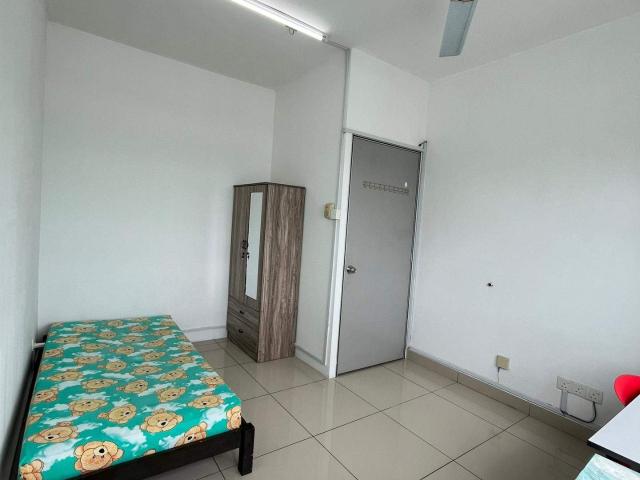 Female Unit Include Utilities Kota Damansara