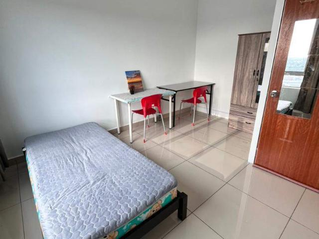 Female Unit Include Utilities Kota Damansara