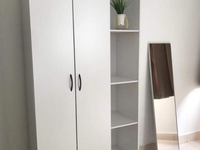 Female unit, Master bedroom, 10 mins walk to LRT