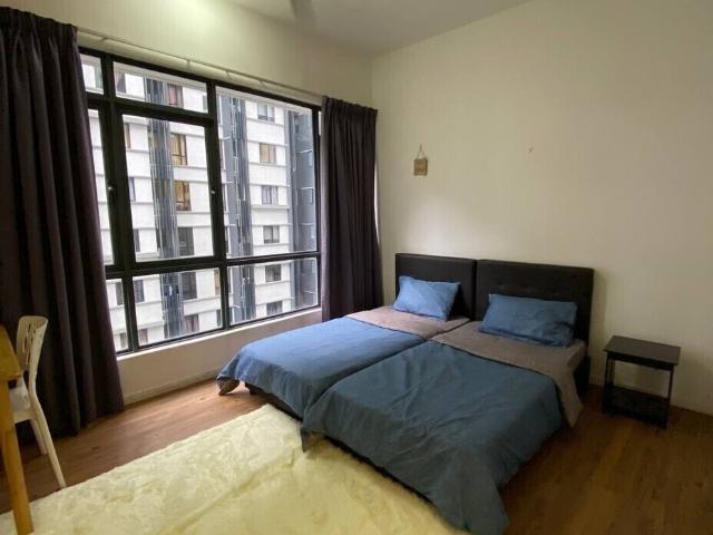 [FEMALE UNIT] Master Room with Private Bathroom for RENT Paramount Utropolis Glenmarie Shah Alam