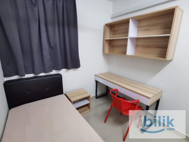 ⭐FEMALE UNIT⭐, MEDIUM BEDROM, AVAILABLE NOW