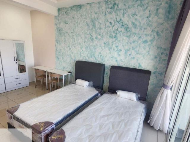 Female Unit Medium Bedroom with Private Balcony For Rent @ Seksyen 22 Shah Alam