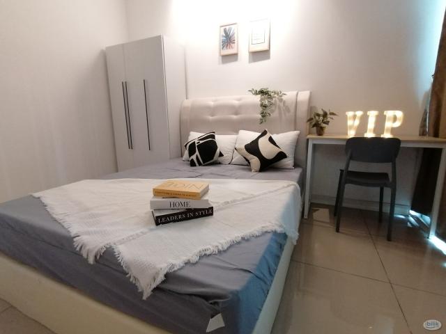 ==FEMALE UNIT==Medium Room with Balcony for Rent at Bukit Jalil