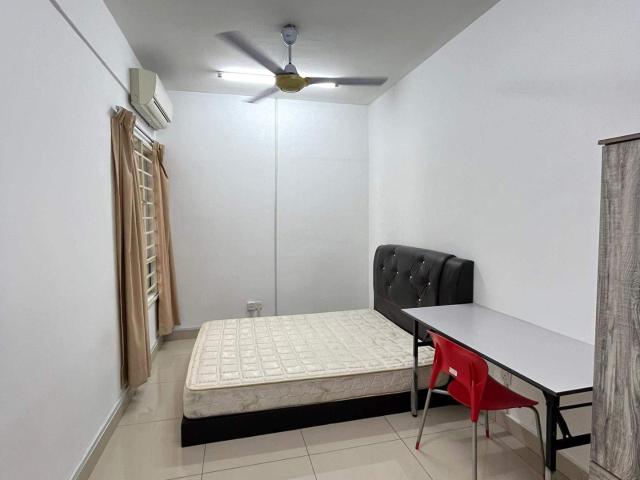Female Unit Medium Room Kota Damansara