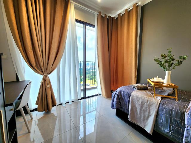 FEMALE UNIT Peaceful Environment Middle Room at The Birch Jalan Ipoh MRT Sentul Barat