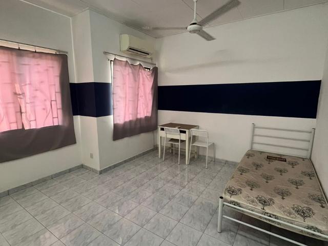 ‍♀️FEMALE UNIT‍♀️SETIA ALAM MASTER ROOM WITH PRIVATE BATHROOM FOR RENT ✨✨NEAR TO SETIA CITY MALL,FOOD STALL, NSK,LO