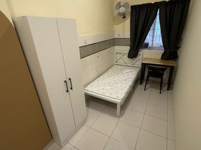 Female unit Setia AlamReady to Move In