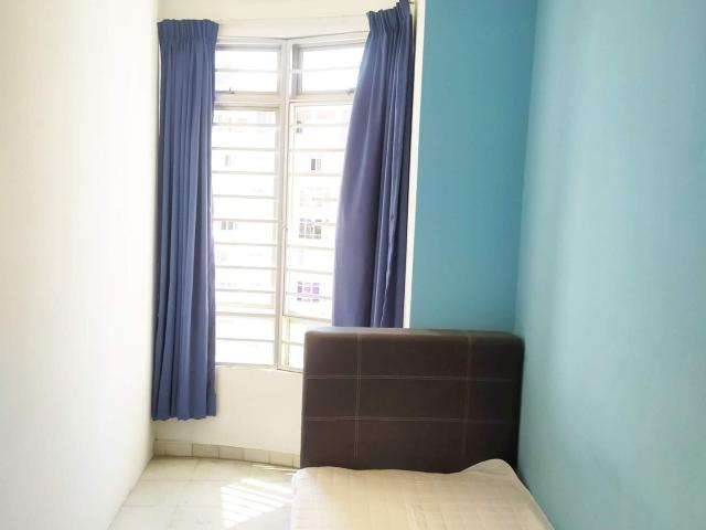 Female Unit Single Room @ Endah Regal Condo, Sri Petaling