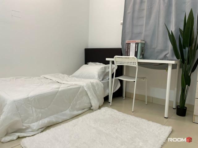 [Female Unit] Single room for rent at Seri Kasturi Apartment @ Setia Alam