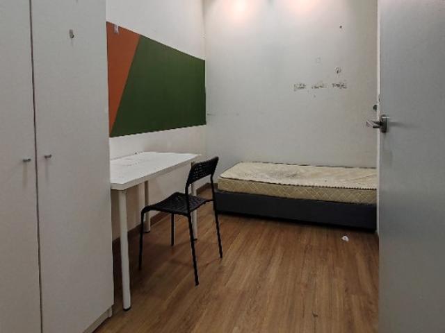 Female unit Single Room@ResidensiHijauan The Greens