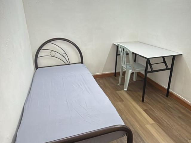 Female unit SS1 SS2 JLN 19 ROOM FOR RENT available now zero deposit