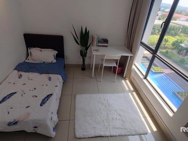 [Female unit] Student room for rent at Paramount Utropolis