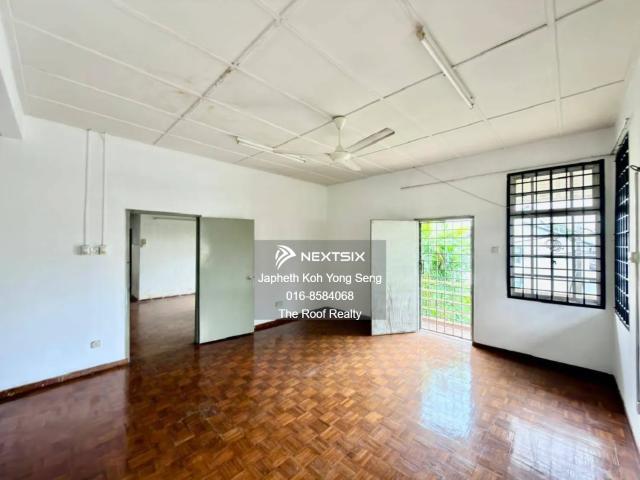 分层产权 l Strata title ️中间单位 l Intermediate Lot ️保安围篱 l 24Hours G&G ️两个车位 l 2 Carparks ️ Maintenance fee RM400