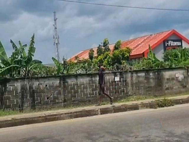 Fenced 12 Plots Of Land
