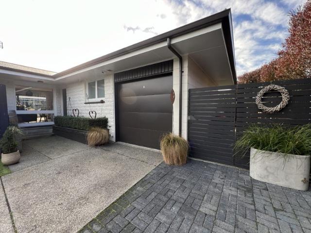 fendalton, 2 bedrooms