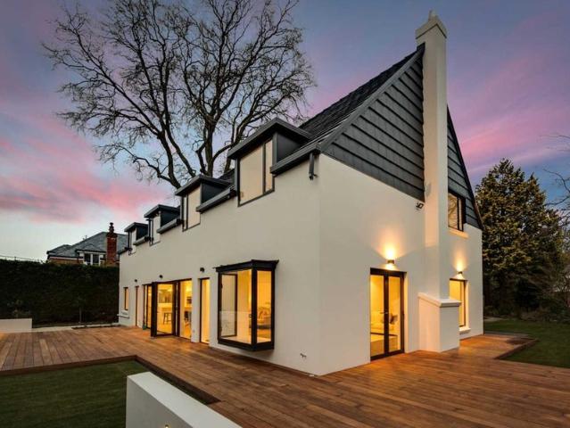 fendalton, 5 bedrooms