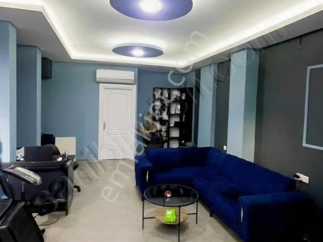 Fener Caddesinde Trent Avm Çapraz Karşısı Kiralık Dükkan