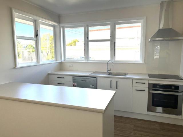 featherston, 3 bedrooms